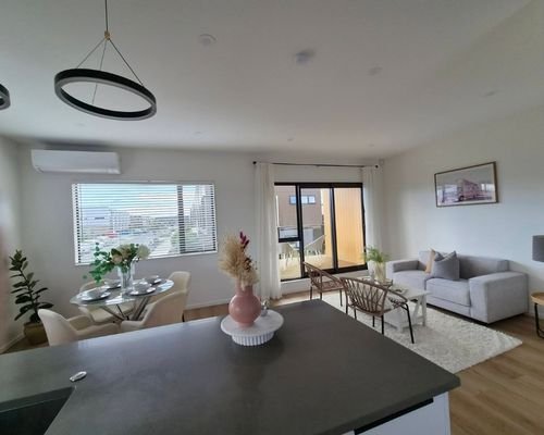 Interior painting service